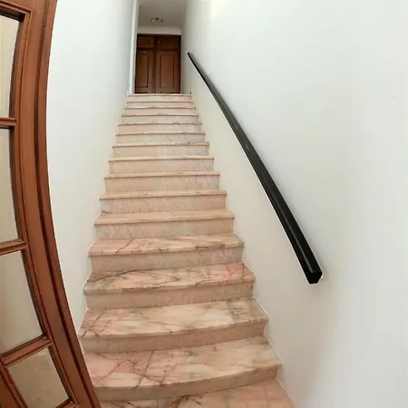 Sintra T3 Duplex W Magnificent Views And Balcony In Tapada Merces *