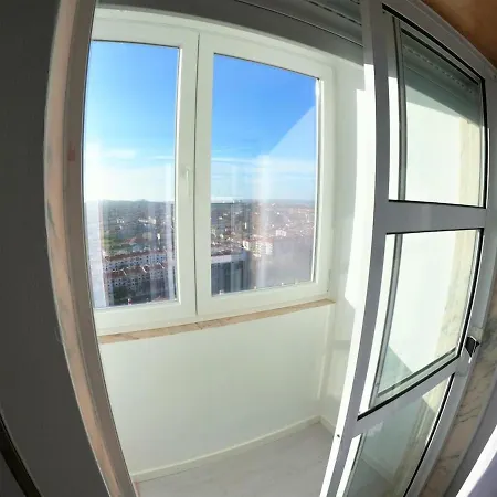 Sintra T3 Duplex W Magnificent Views And Balcony In Tapada Merces *