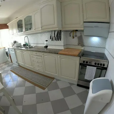 Sintra T3 Duplex W Magnificent Views And Balcony In Tapada Merces Apartment Algueirao-Mem Martins